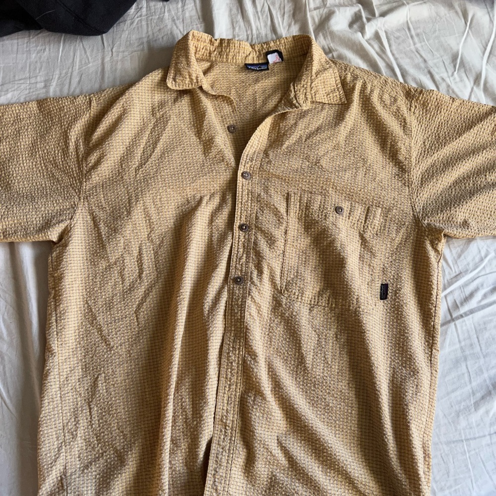 Patagonia mens short sleeve button up shirt